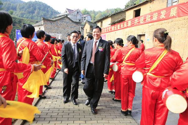 廿地乡人口(2)