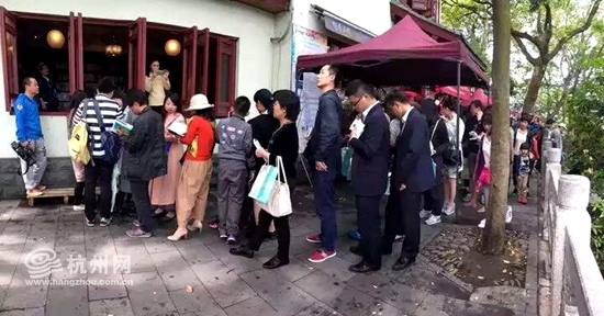 在杭州遇见郑愁予：让诗意伸向远方
