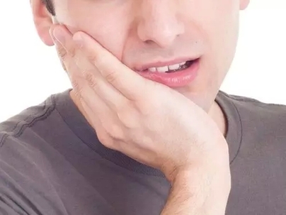 嘴唇长个小肿块 医院一查竟是癌!不做好防晒措施竟然还会得这病 嘴唇长个小肿块 医院一查竟是癌!不做好防晒措施竟然还会得这病