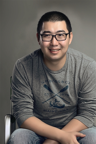 南派三叔把小说的“坑”变成了碗里的钱