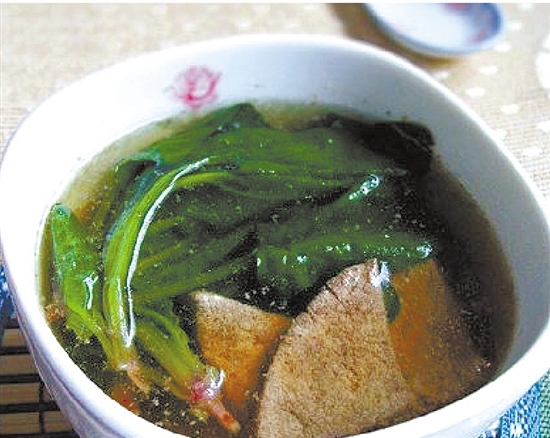   菠菜猪肝汤
