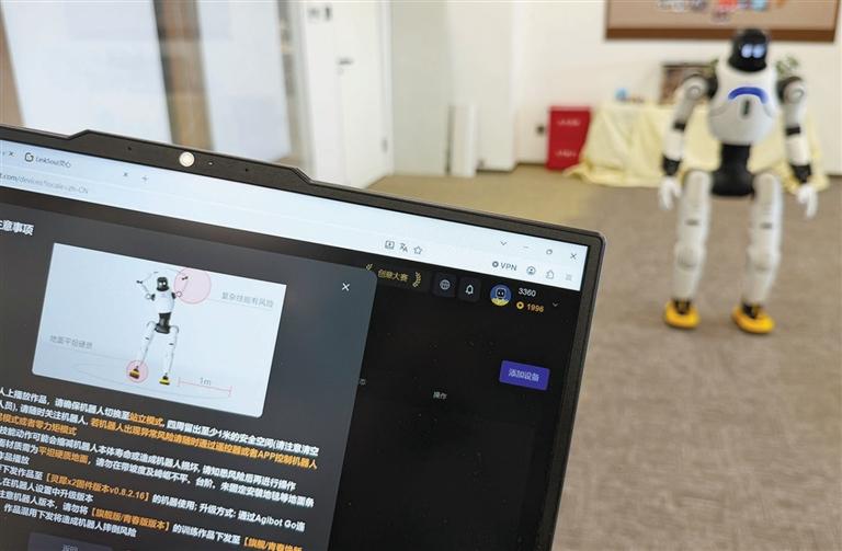 课程设计经历反复实验和打磨。记者吴佳妮摄