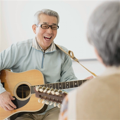 对此,杭州市中医院皮肤科主任陶承军做