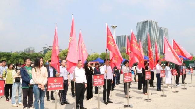 b656c197-b6c3-40cc-9cc1-8ae775c018cc_zsize.jpg