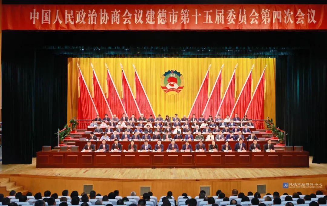 475.jpg