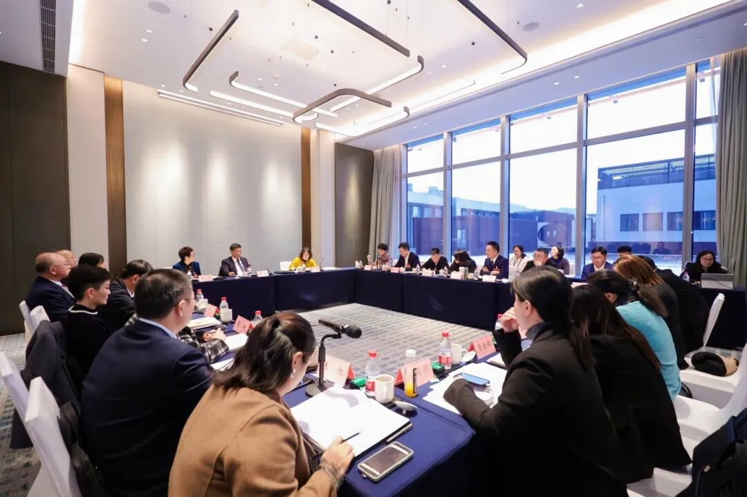 1.20 小组讨论 朱旭洁摄 (27).JPG