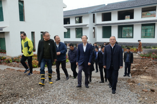 做好城中村改造提升工作 /p> p>市政协开展专项民主监督 潘家玮参加