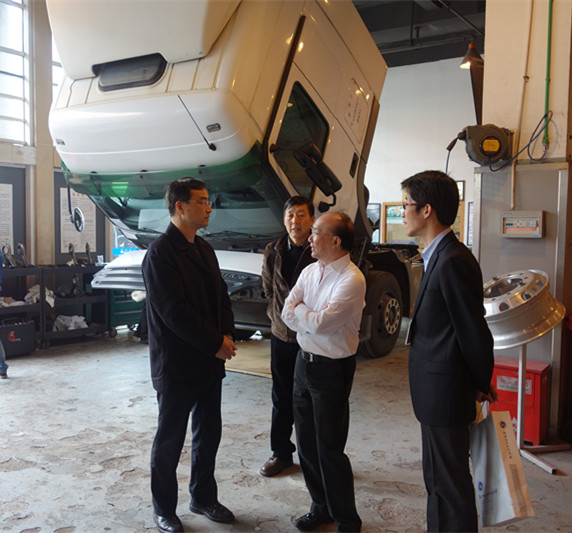 张鸿建副会长走访浙江华策集团