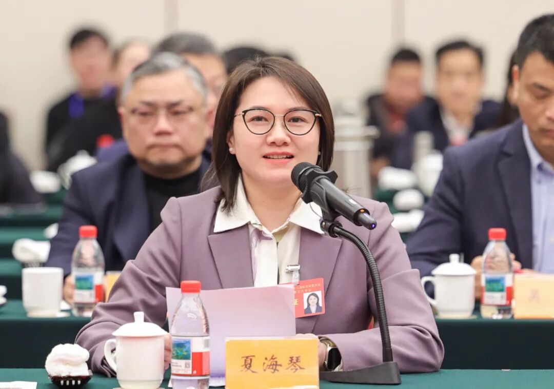 1月21日联组会议 朱旭洁摄 (5).JPG