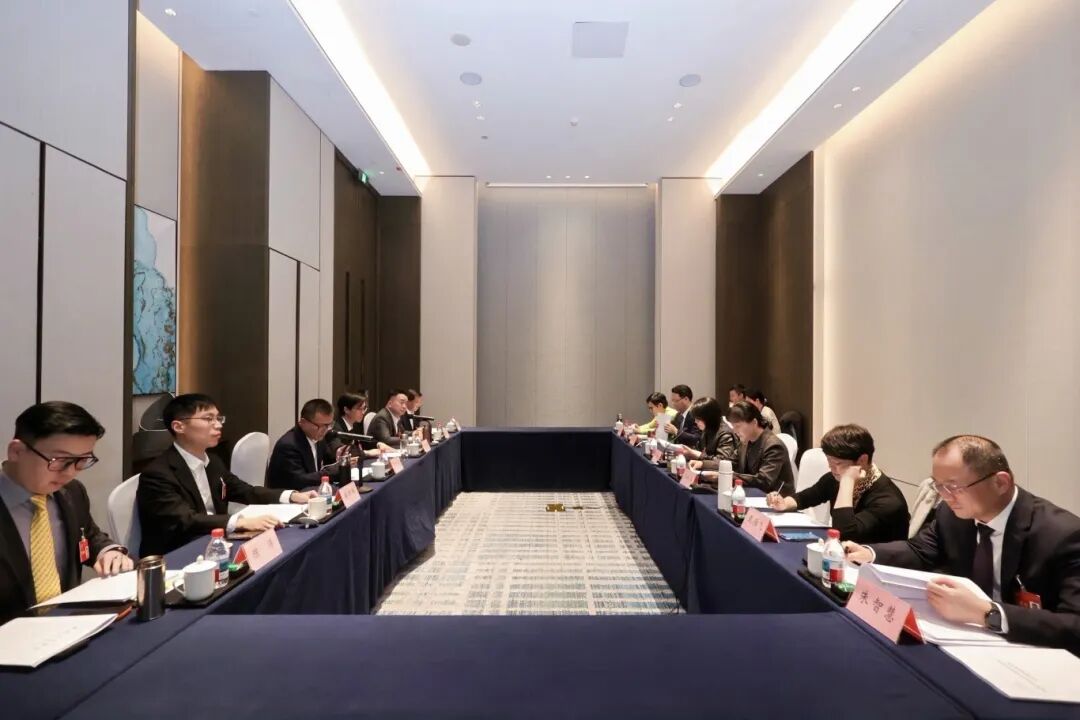 1.20 小组讨论 朱旭洁摄 (4).JPG