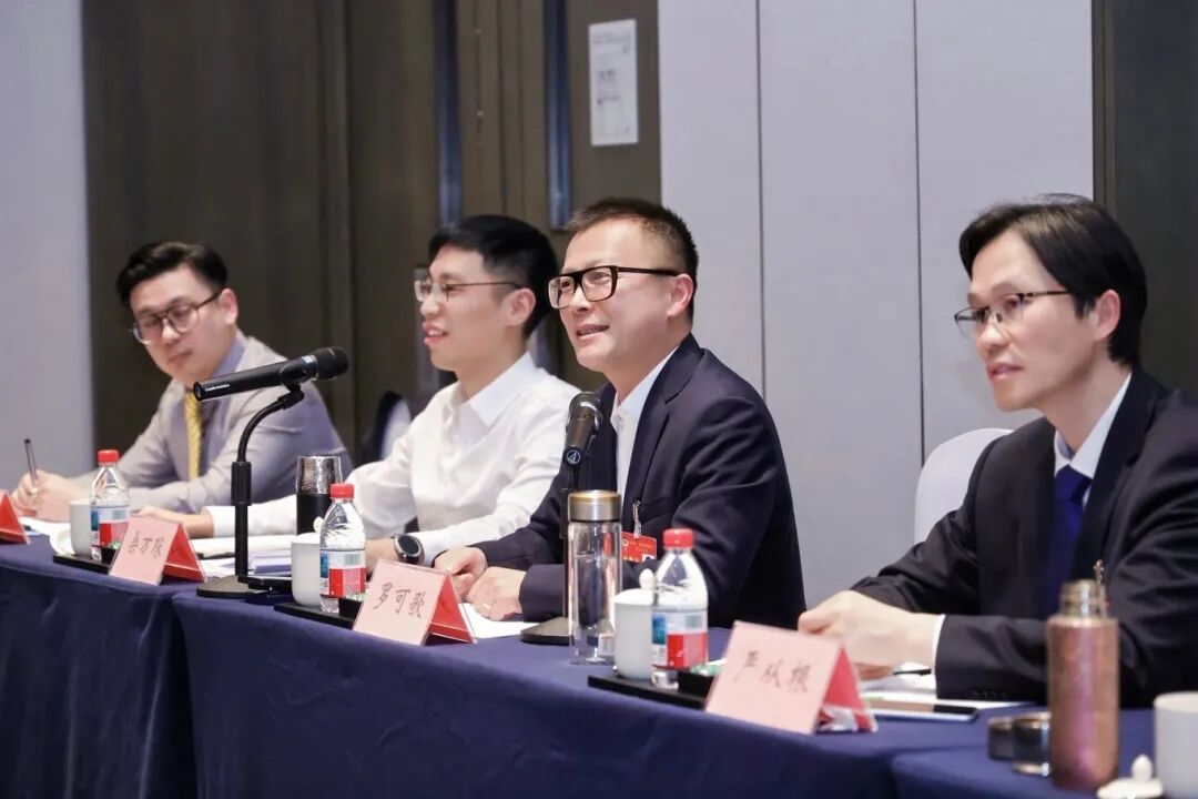 1.20 小组讨论 朱旭洁摄 (16).JPG